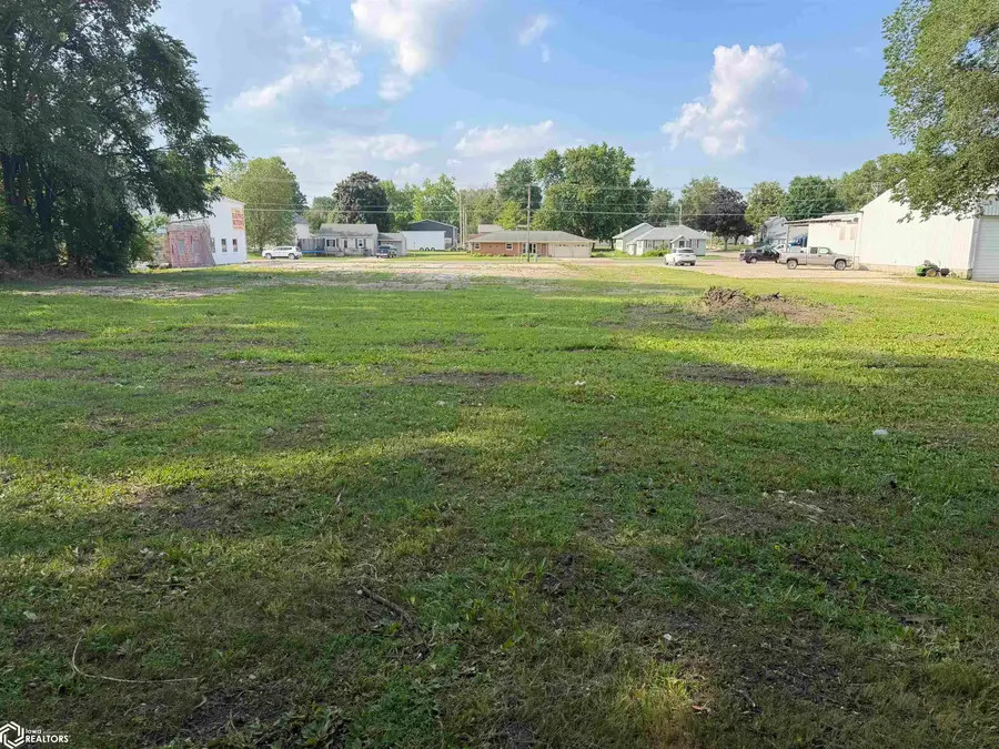 2120 Washington, Iowa Falls, IA 50126 - #2