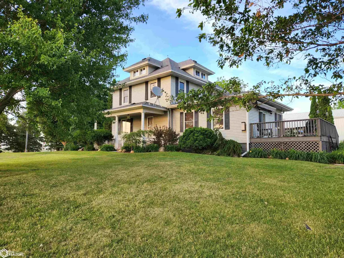 3615 Highway T47, Montour, IA 50173 - #1