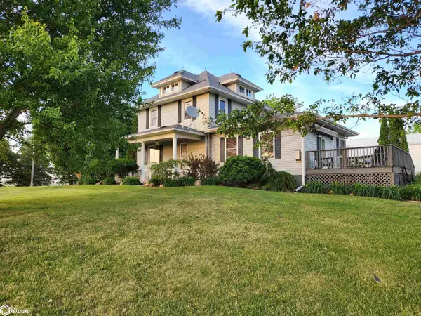 3615 Highway T47, Montour, IA 50173