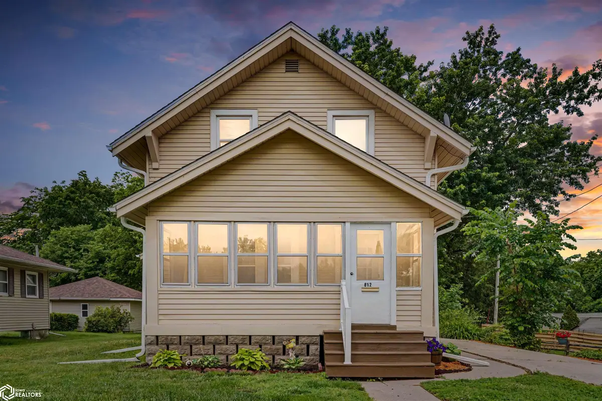 812 N 4th Street, Marshalltown, IA 50158 - #1