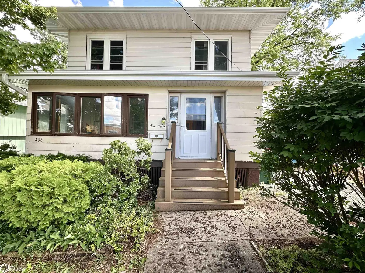 406 W Carpenter Avenue, Fairfield, IA 52556 - #1