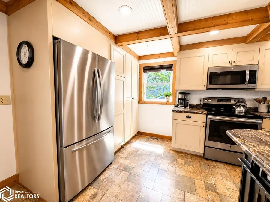 20319 490th St, Lake Mills, IA 50450 - #3