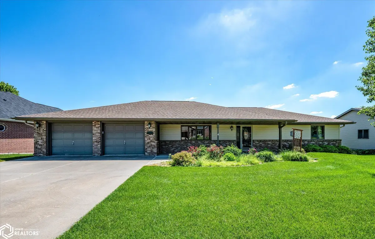 3012 Country Club View, Harlan, IA 51537 - #1