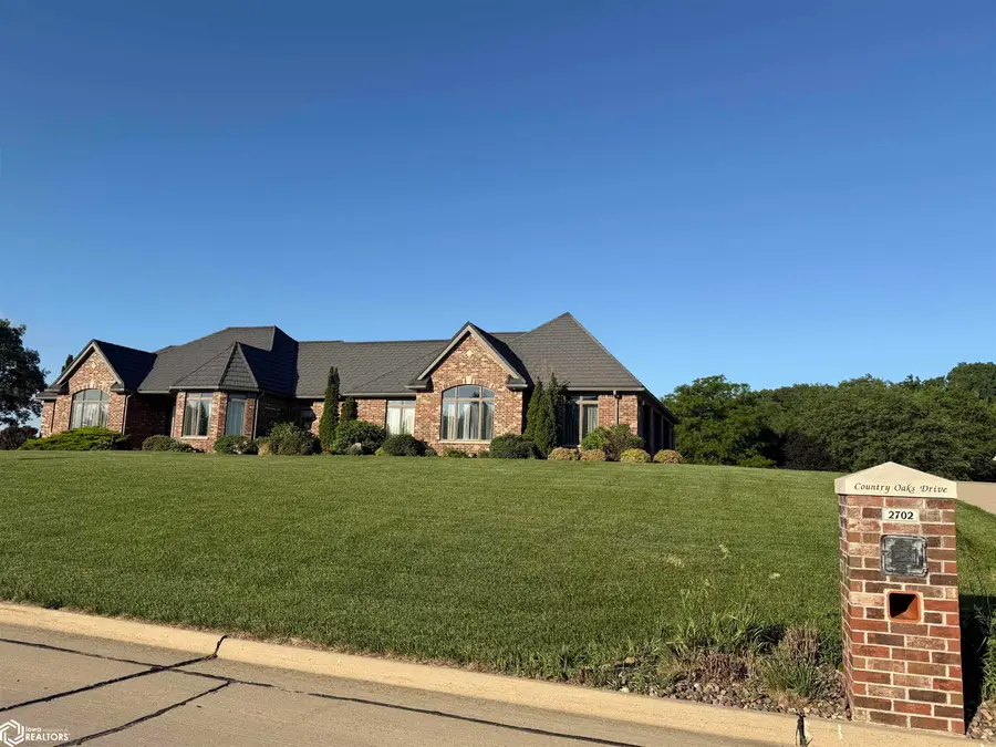 2702 Country Oaks Drive, Atlantic, IA 50022 - #2