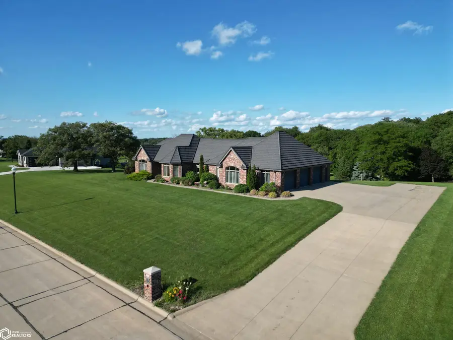 2702 Country Oaks Drive, Atlantic, IA 50022 - #3