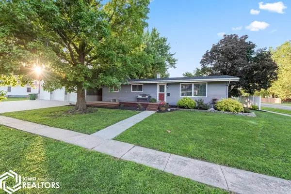 602 W Chestnut Street, Bloomfield, IA 52537