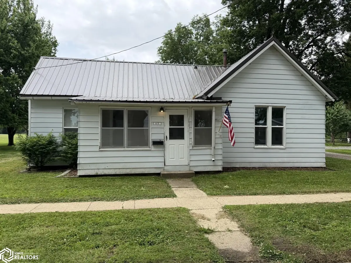 615 Woodlawn Street, Traer, IA 50675 - #1