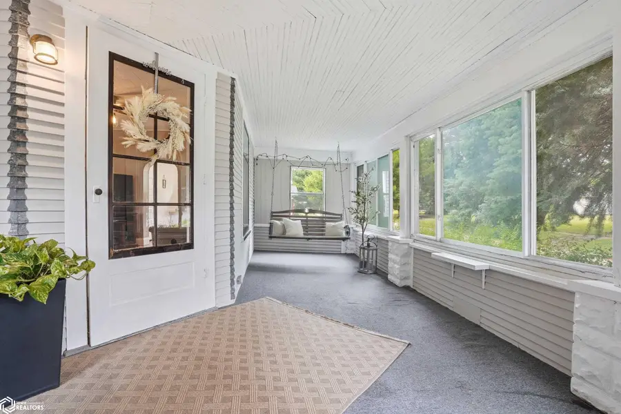 200 S Chestnut, New London, IA 52645 - #2