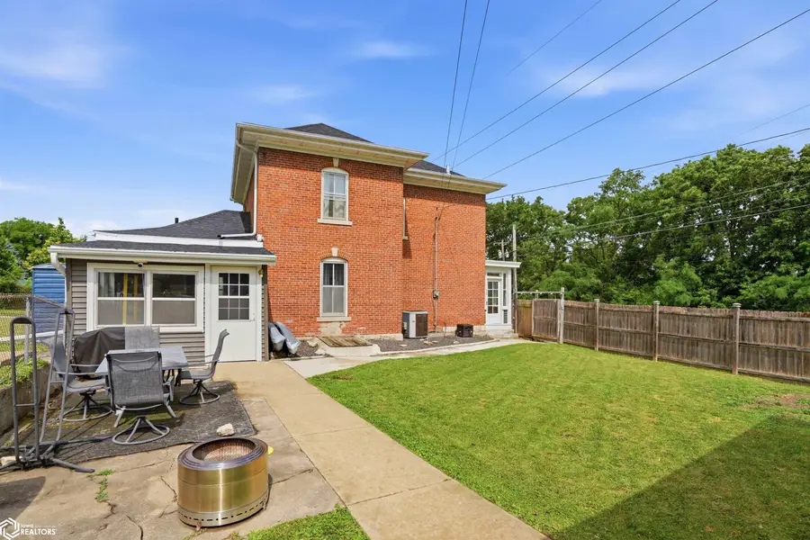919 Division Street, Burlington, IA 52601 - #2