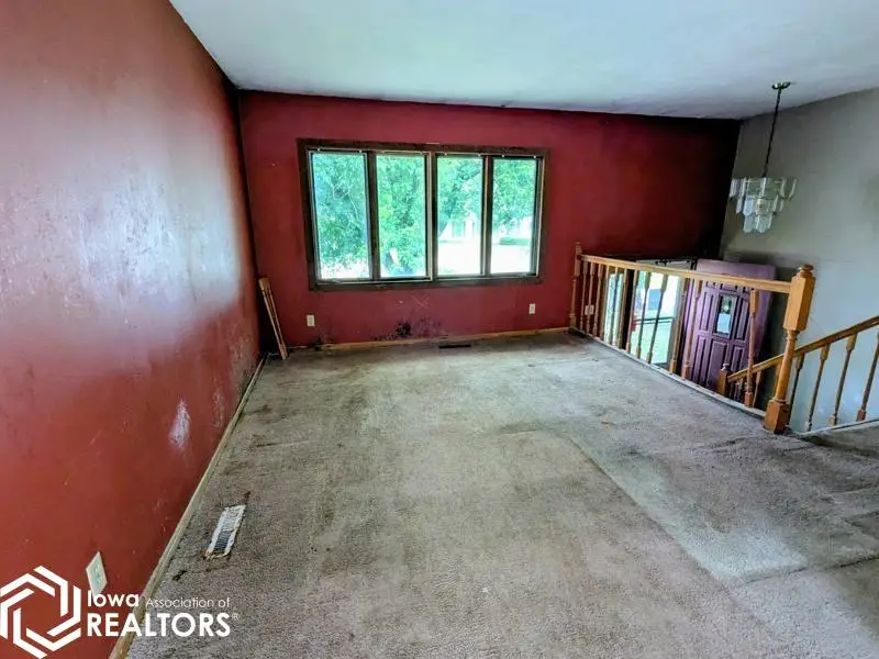 603 N Collins Circle, Mount Pleasant, IA 52641 - #3