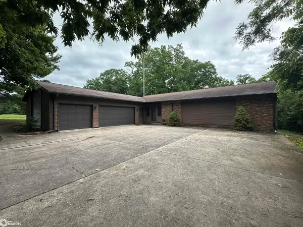 12264 Irish Ridge Road, Burlington, IA 52601