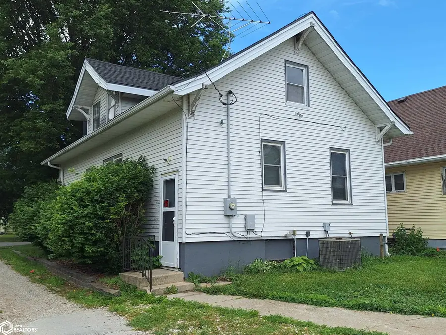 215 E 1st Street, Carroll, IA 51401 - #3