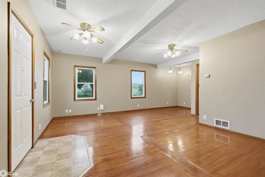 702 Union Street, Marshalltown, IA 50158 - #3