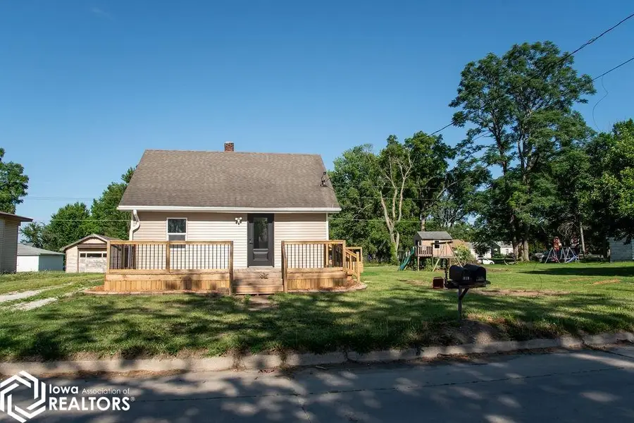 822 S Webster Street, Ottumwa, IA 52501 - #3