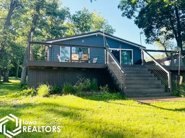 152 Center Point Drive, Montezuma, IA 50171