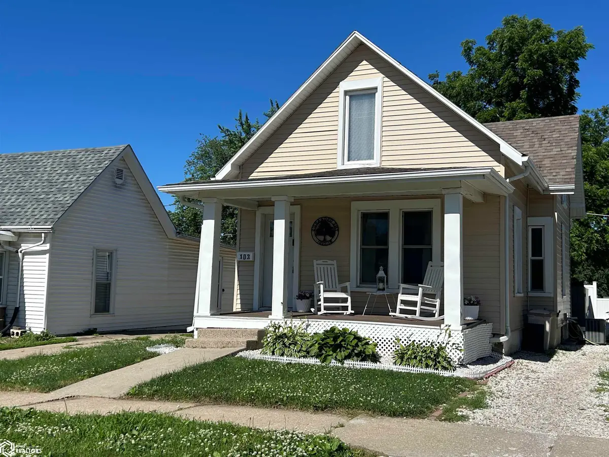 103 S 12th Street, Marshalltown, IA 50158 - #1