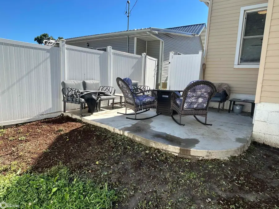 103 S 12th Street, Marshalltown, IA 50158 - #3