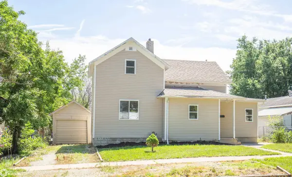 125 S Heckart Street, Algona, IA 50511
