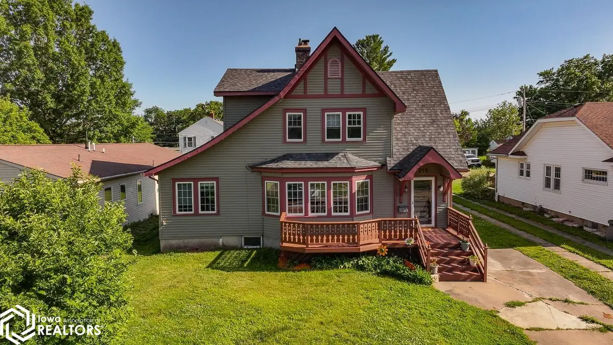 216 Vogel Avenue, Ottumwa, IA 52501 - #1