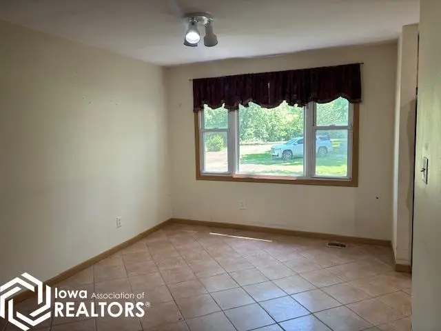 500 S 8th Street, Oquawka, IL 61418 - #3