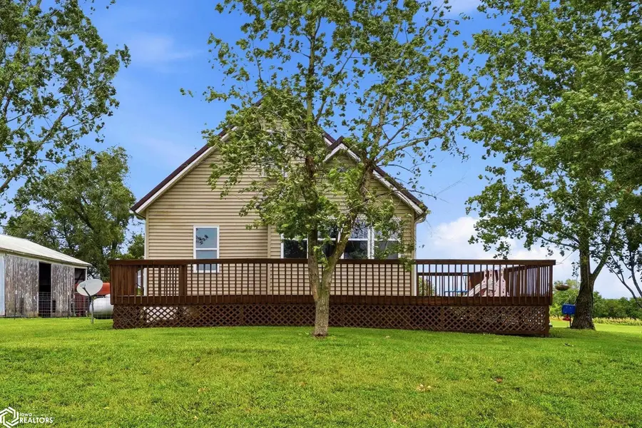 1369 260th St, Mount Pleasant, IA 52641 - #3