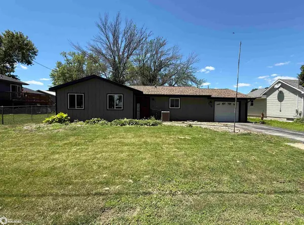 505 Mobile Avenue, Farragut, IA 51639