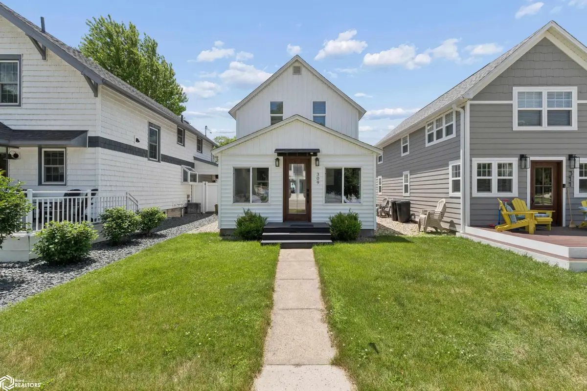 309 N Shore Drive, Clear Lake, IA 50428 - #1
