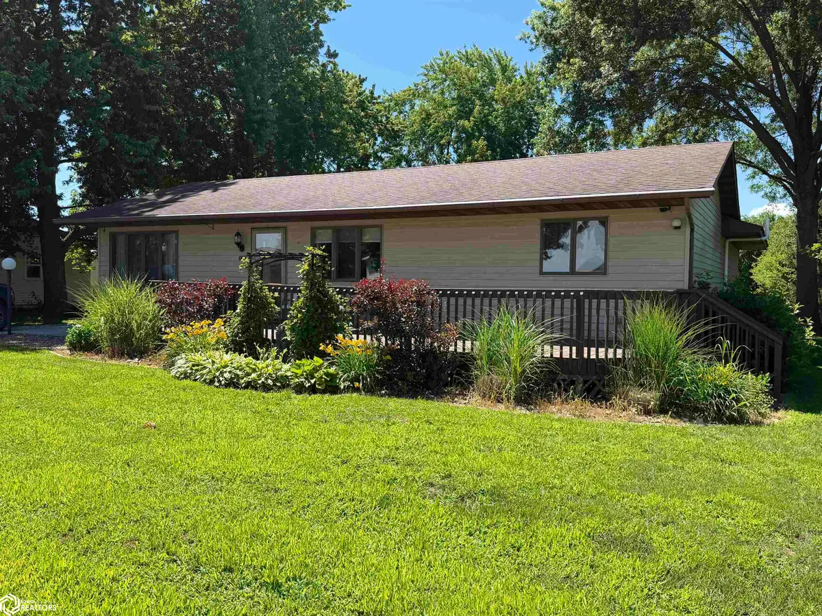 415 E Railroad Street, Wayland, IA 52654 - #1