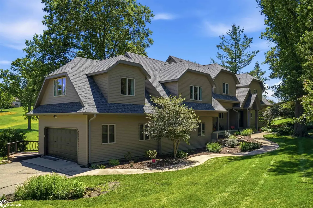 1806 Knollwood Drive, Marshalltown, IA 50158 - #1