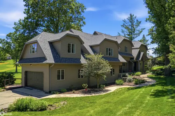 1806 Knollwood Drive, Marshalltown, IA 50158