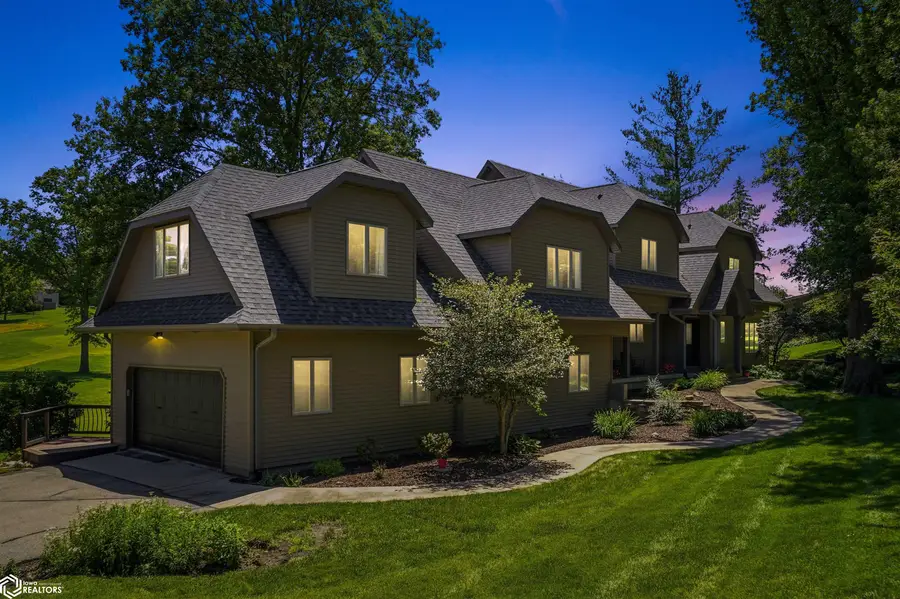 1806 Knollwood Drive, Marshalltown, IA 50158 - #2