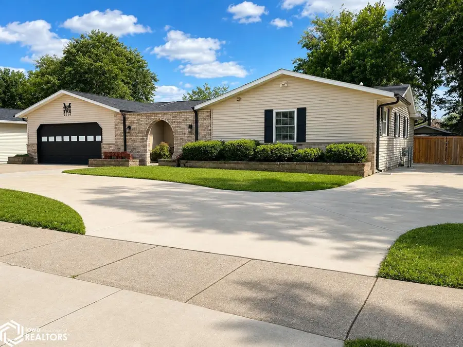 2714 Avenue A, Fort Madison, IA 52627 - #2