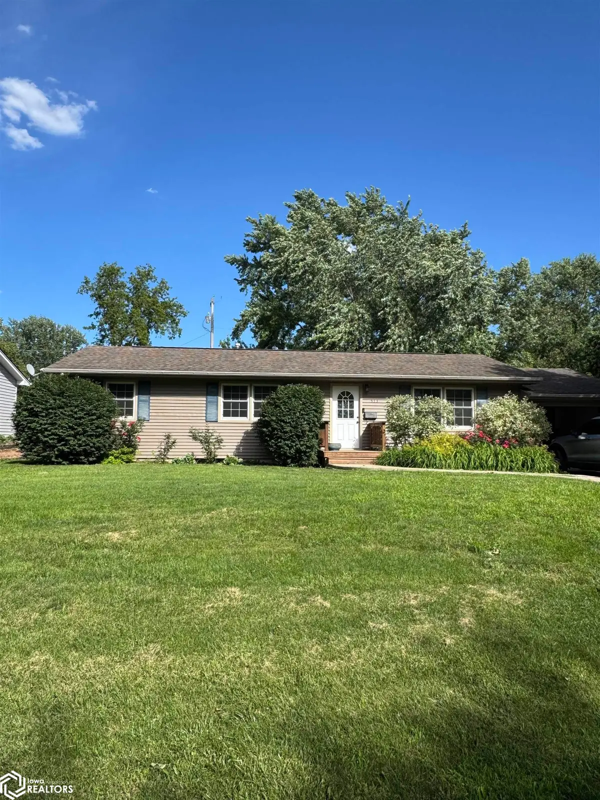 513 Livingston Avenue, Creston, IA 50801 - #1