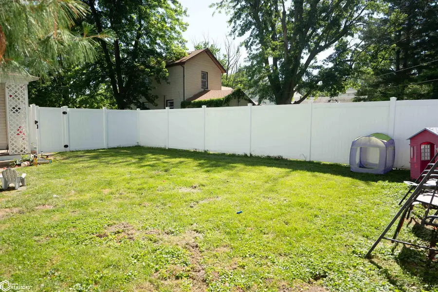 530 Crawford Street, Warsaw, IL 62379 - #3