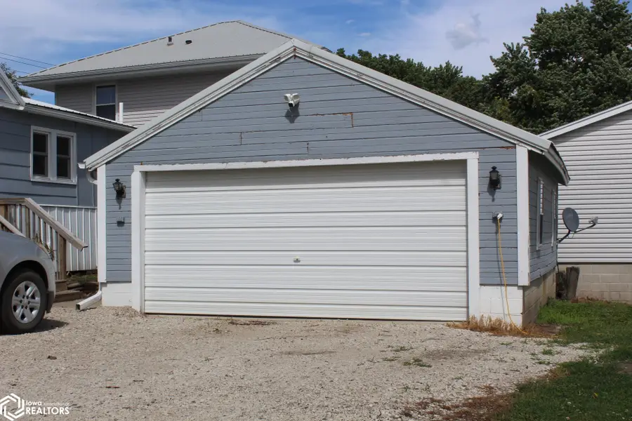 1005 State Street, Garner, IA 50438 - #2