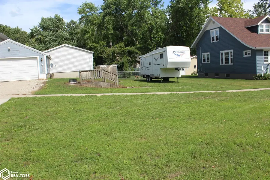 1005 State Street, Garner, IA 50438 - #3