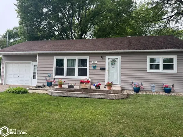 717 S 12th Street, Clear Lake, IA 50428