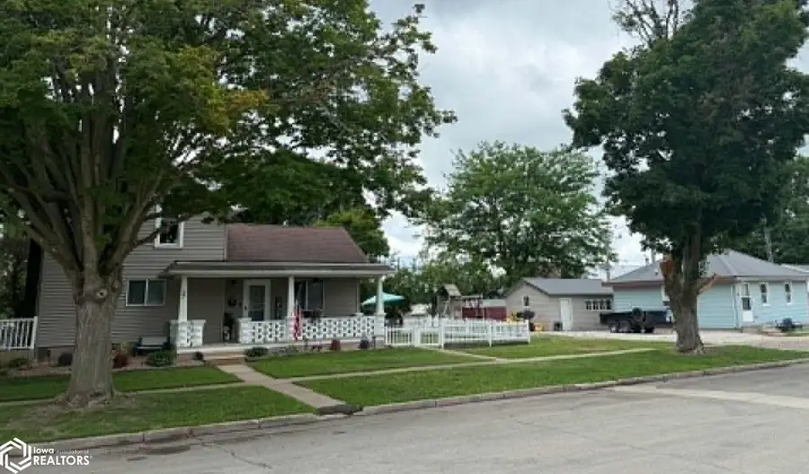 27 SE 1st Street Se, Nora Springs, IA 50458 - #3