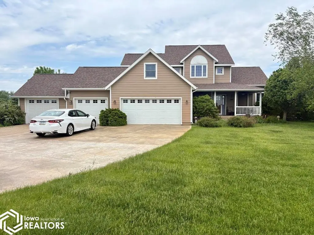 110 Spring Valley Dr, Livermore, IA 50558 - #1