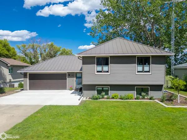 908 S 15th Street, Clear Lake, IA 50428