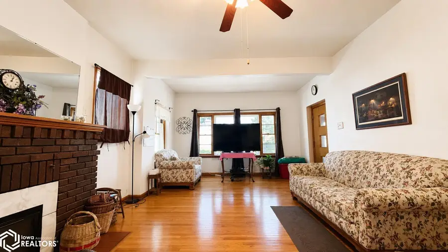 217 S 19th, Keokuk, IA 52632 - #2