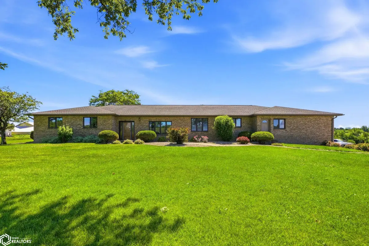 2276 400th Avenue, Victor, IA 52347 - #1