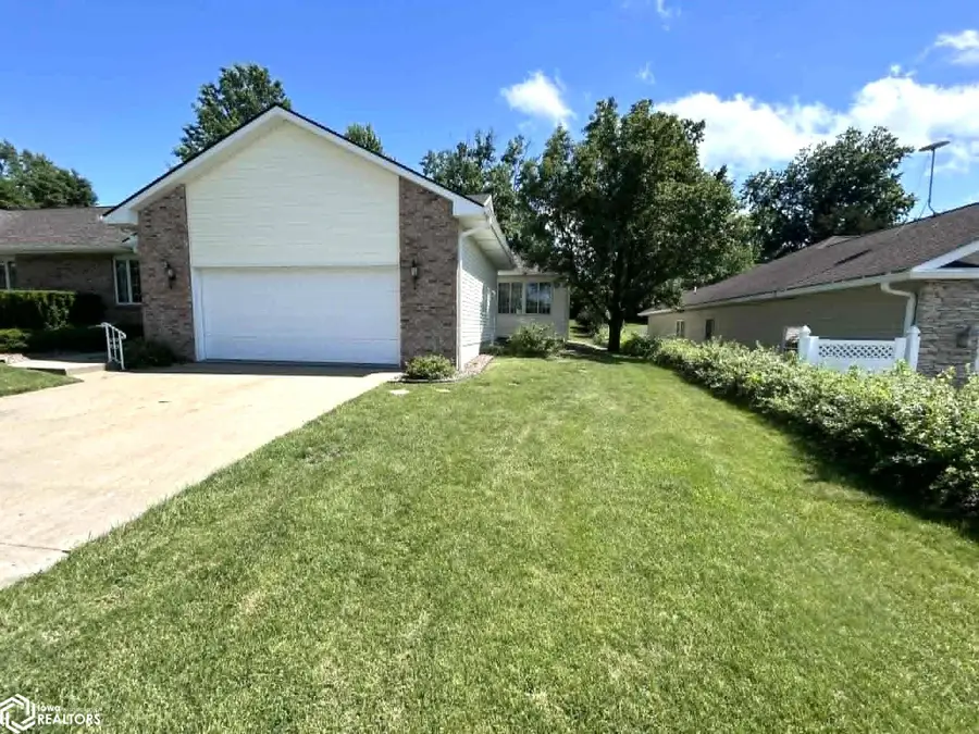 16 Weaver Drive, Ottumwa, IA 52501 - #3