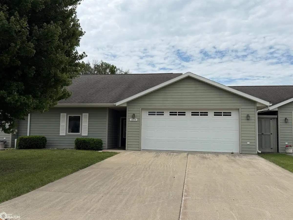 1604 8th Avenue North, Humboldt, IA 50548 - #1