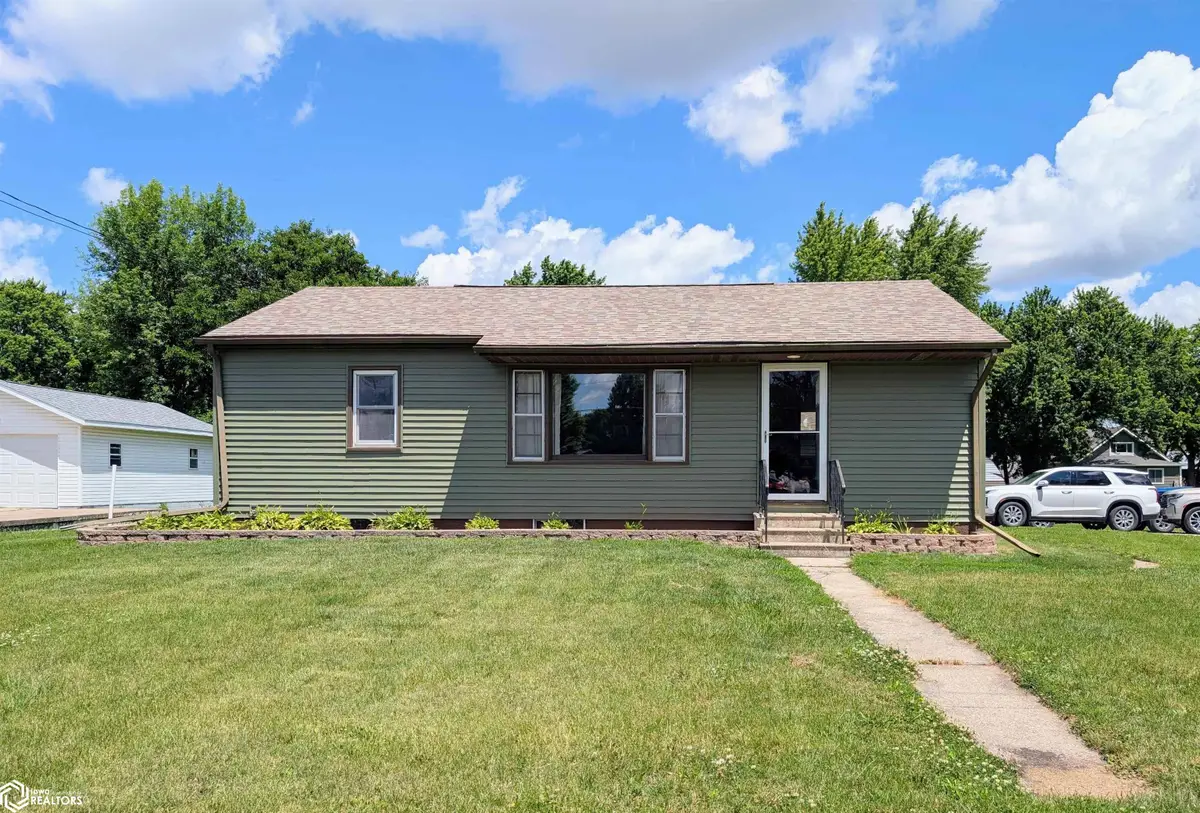 307 1st Ave N, Dakota City, IA 50529 - #1