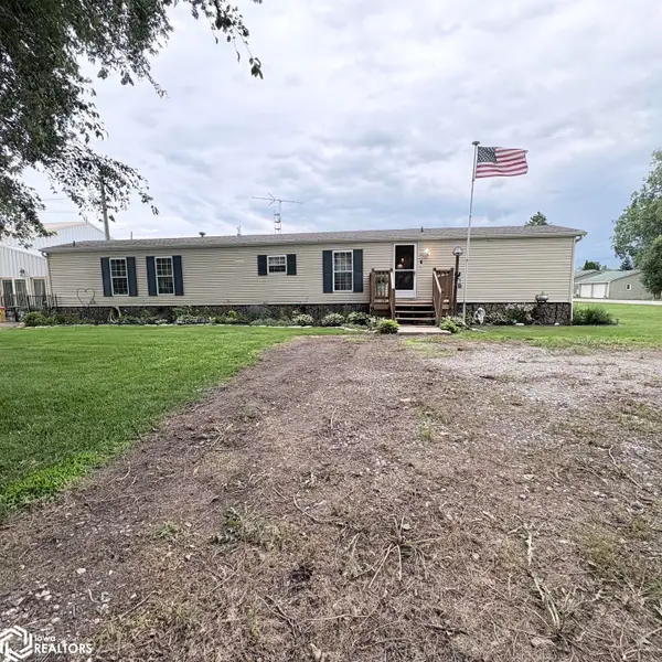 507 S 5th Street, Eddyville, IA 52553