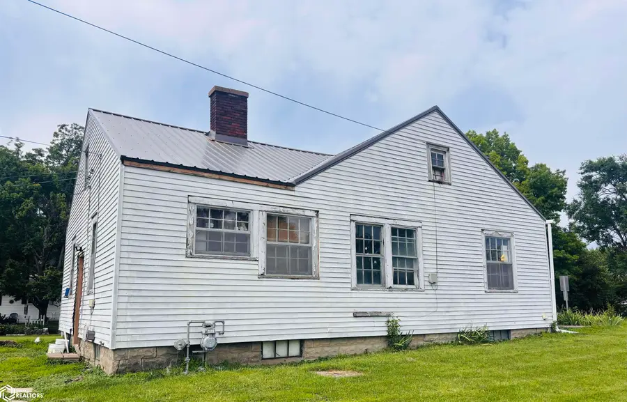 702 N Main Street, Donnellson, IA 52625 - #2