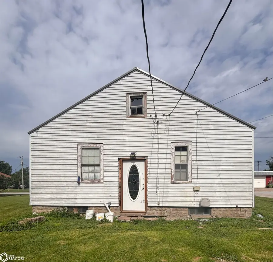 702 N Main Street, Donnellson, IA 52625 - #3