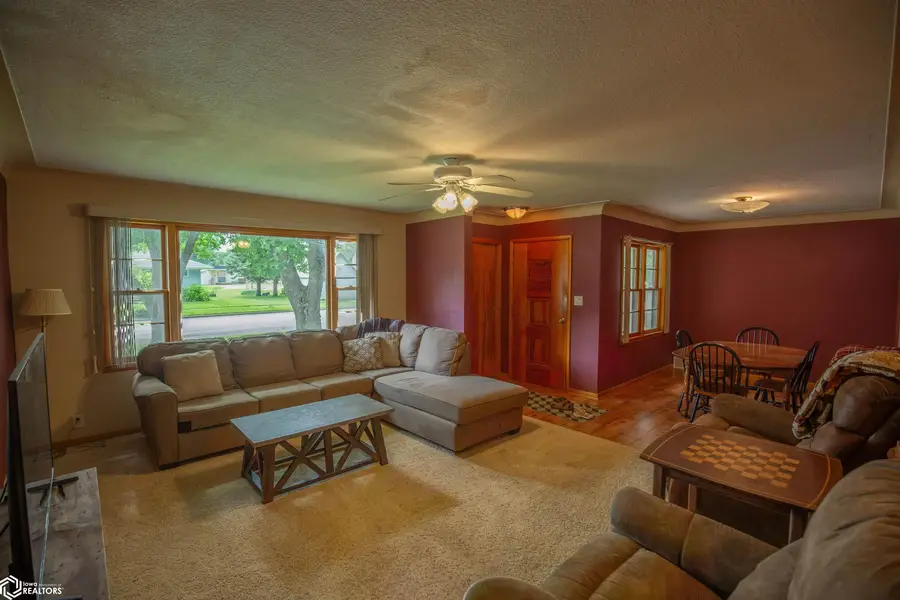 247 Ripley Street Nw, Titonka, IA 50480 - #2