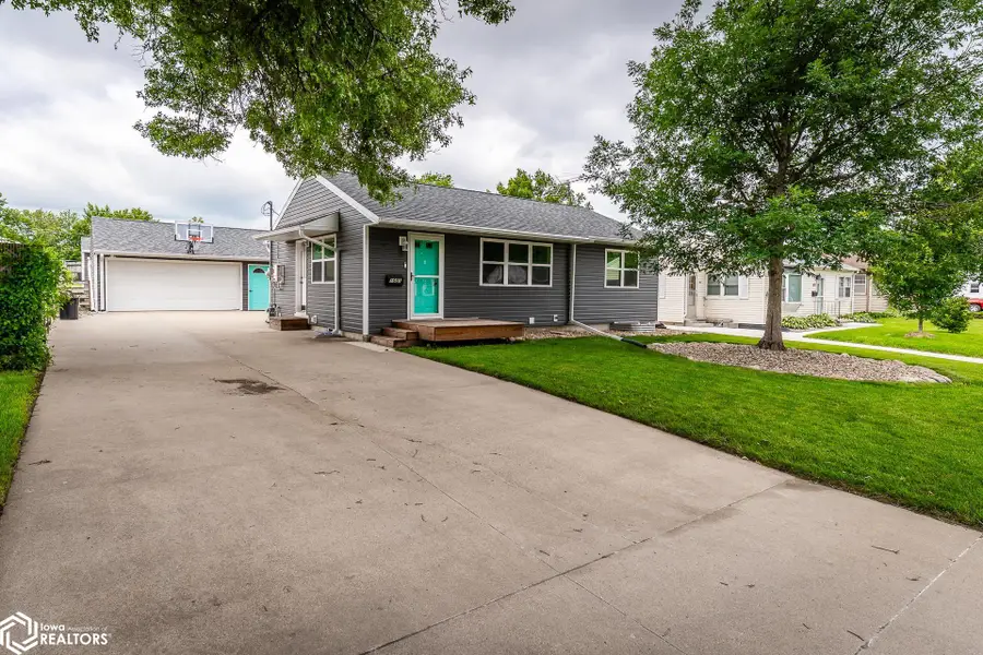 1601 Elder Drive, Marshalltown, IA 50158 - #2